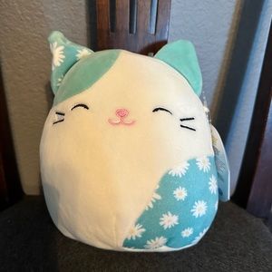 Squishmallow Kesha 8’ NWT
